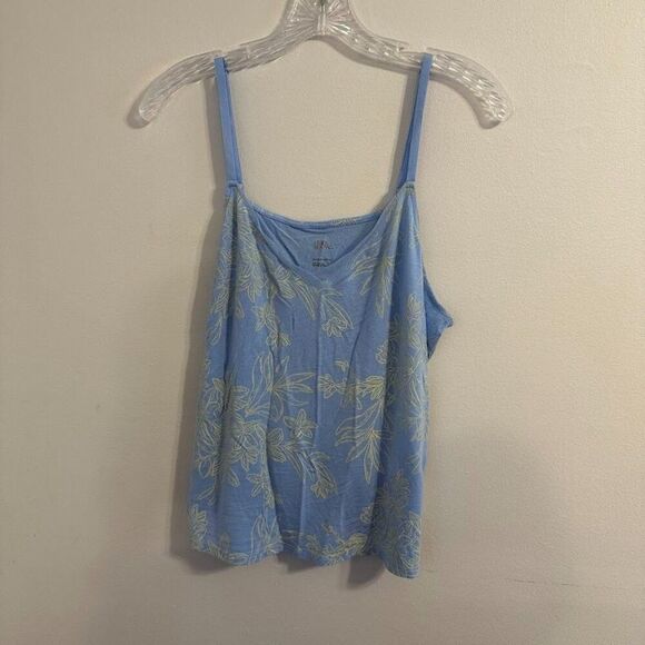Sz Large Stars Above Cami & Shorts Pajama Set with Adjustable Spaghetti Straps - Picture 4 of 11